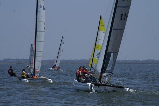  Alquiler de material para navegar en Gironda 